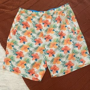 Mens birddogs shorts. XL.